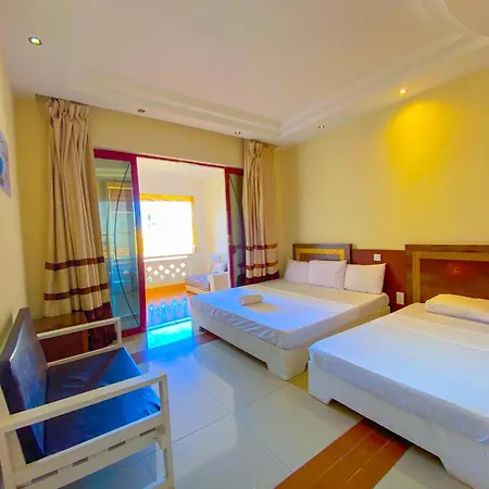 Raha Beachfront Apartment Mombasa Shanzu With Beautiful Sea View Exterior photo