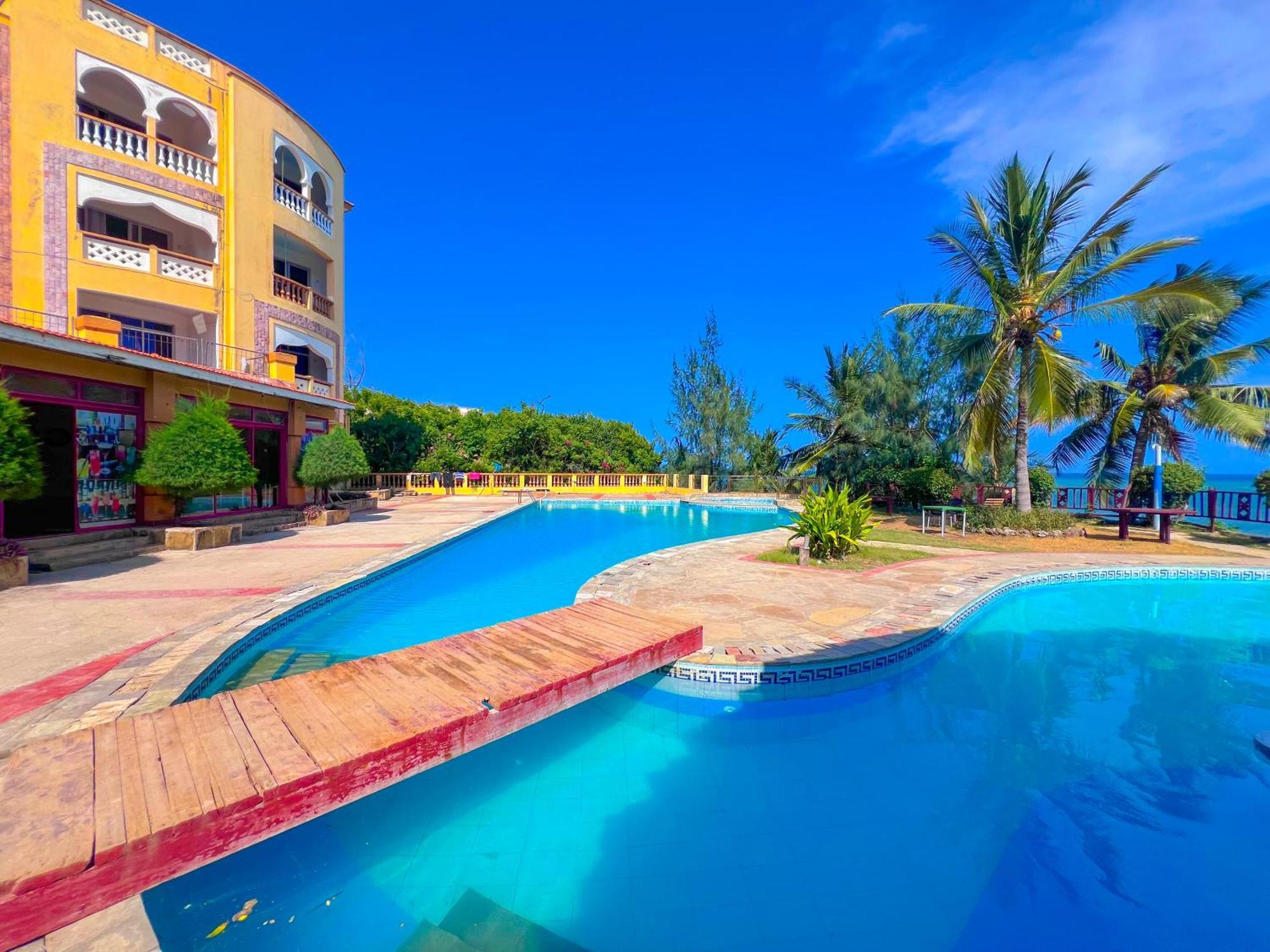 Raha Beachfront Shanzu With Beautiful Sea View *