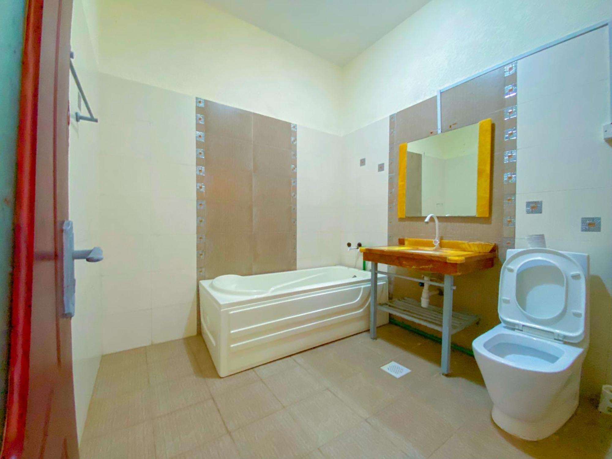 Apartment Raha Beachfront Shanzu With Beautiful Sea View *